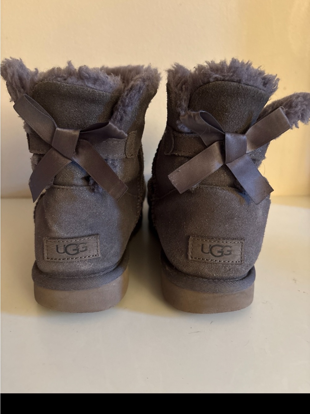Ugg mini bow grey sparkling 8